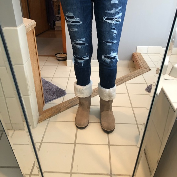 AMERICAN Eagle Suede Boots - Picture 4 of 8